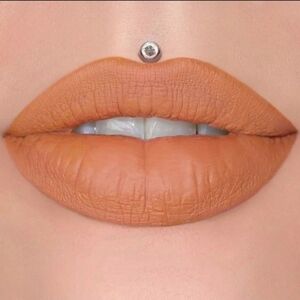 Jeffree Star Cosmetics Velour Liquid Lipstick in the shade "No Squeeze".